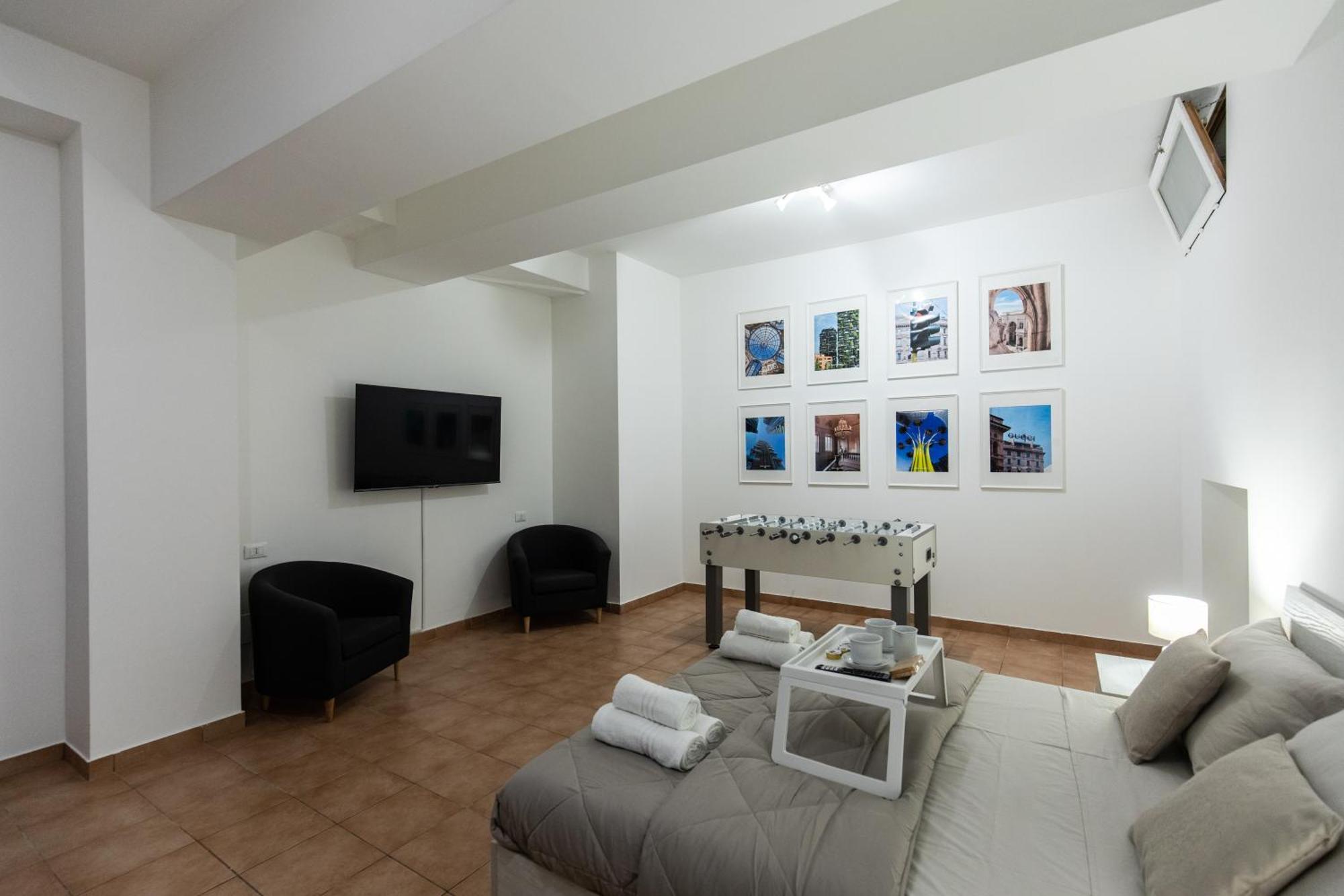 Ermes Apartment Милано Екстериор снимка